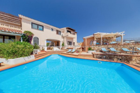  Sardinia Blu Residence  Гольфо-Аранчи